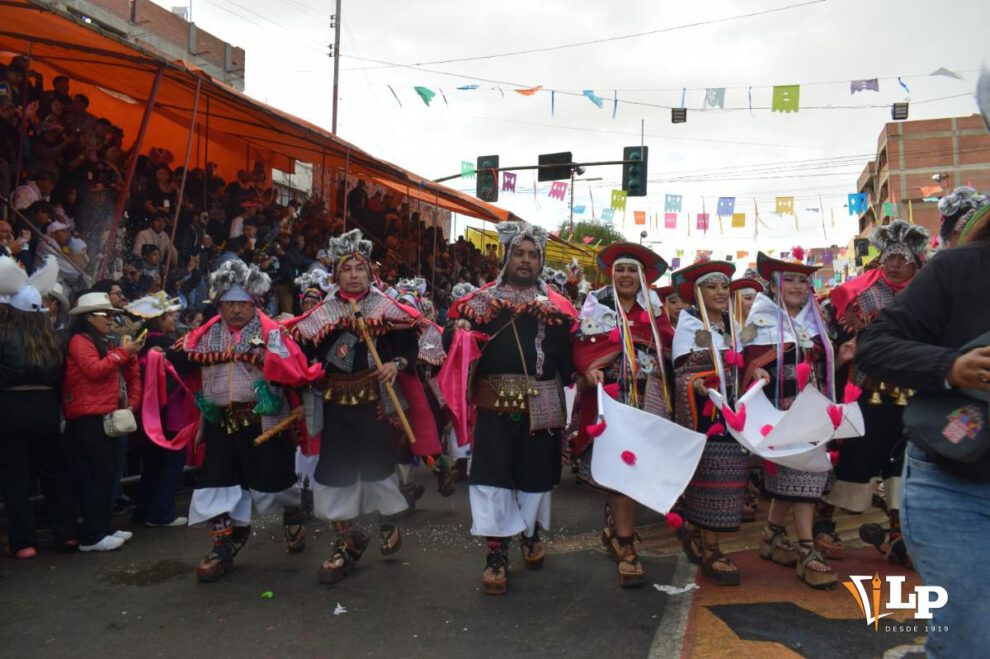La danza guerrera del Phujllay