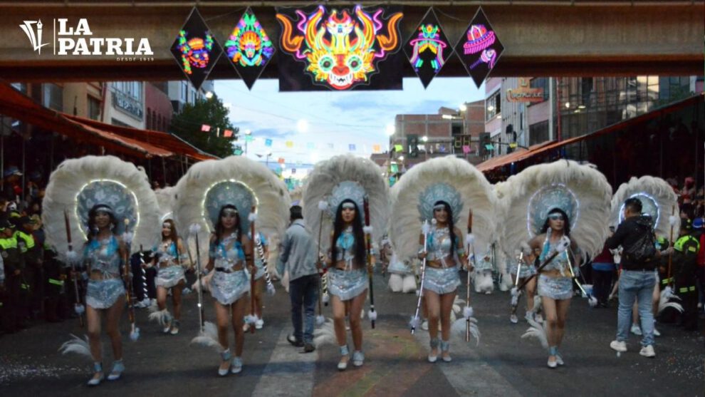 grupo de jovenes hermosas