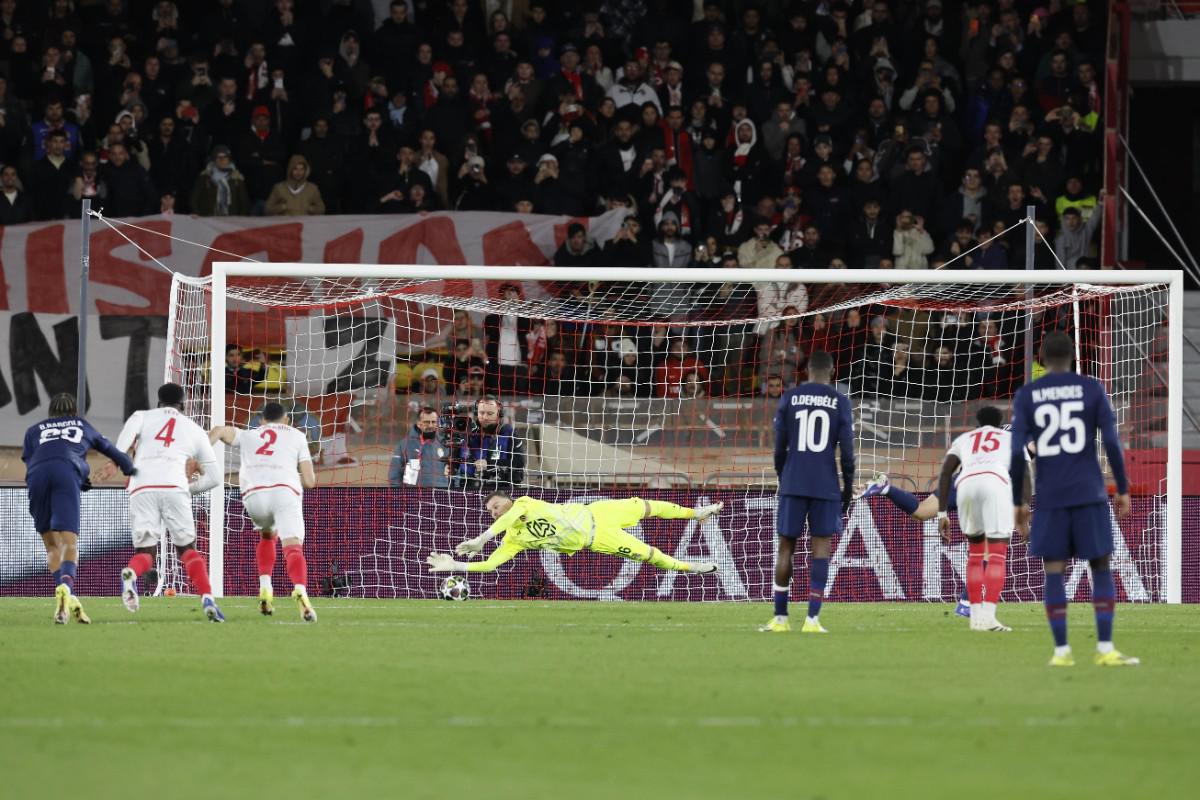 resultado partido Mónaco vs psg, historia psg champions league, lesiones futbolistas psg, rendimiento desiré doué, estadísticas dembélé psg, psg octavos de final champions, resumen partido psg mónaco