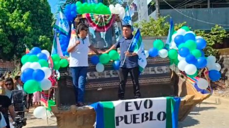 Evo Morales junto a Leonardo Loza