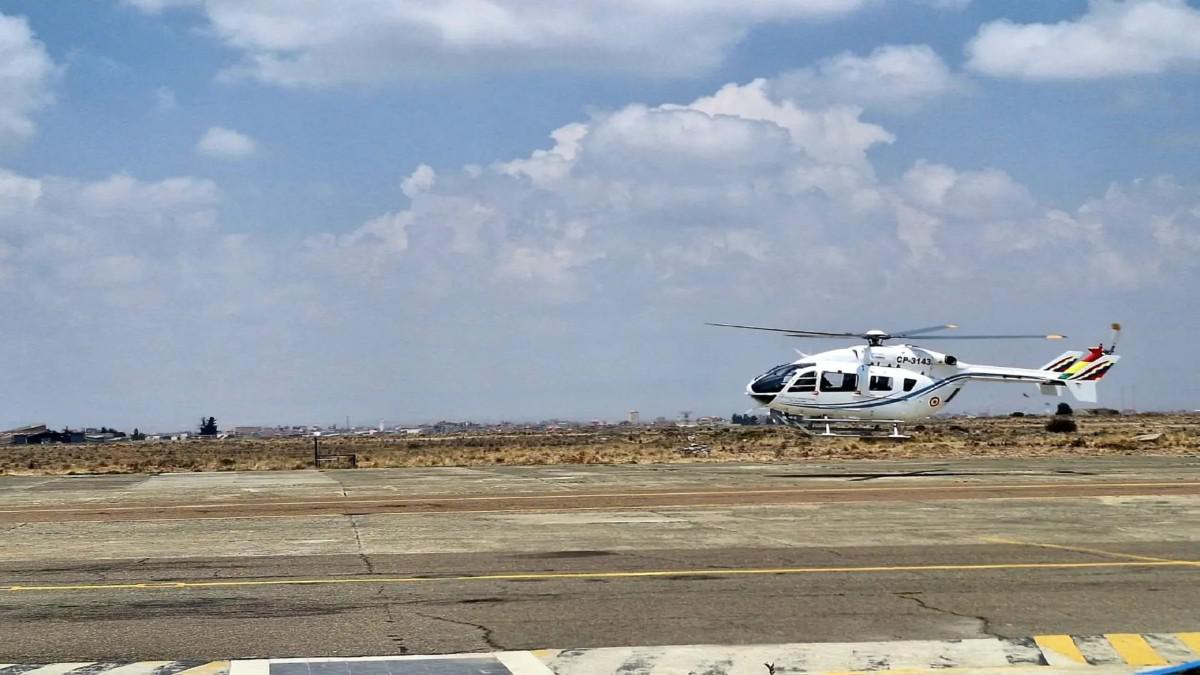 Uno de los helicópteros de la empresa pública