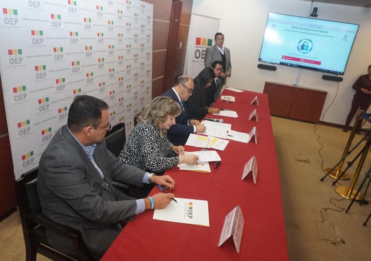 vocales del Tribunal supremo electoral