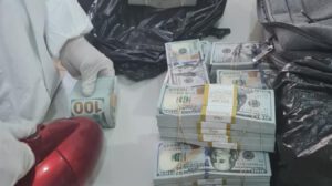 Dinero incautado por tráfico de drogas