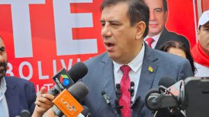 Soliz advierte que el recurso constitucional del Vicepresidente busca silenciar sus críticas