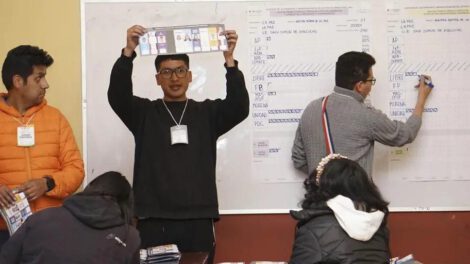 Jurados electorales durante un proceso electoral