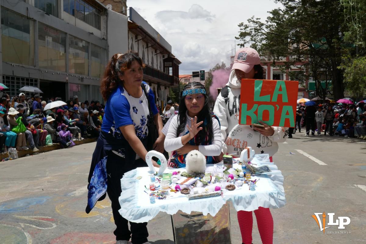 Niños en el Corso Infantil 2026 de Oruro