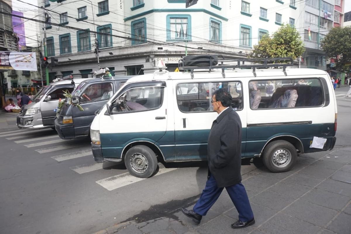 Bloqueo de choferes en La Paz