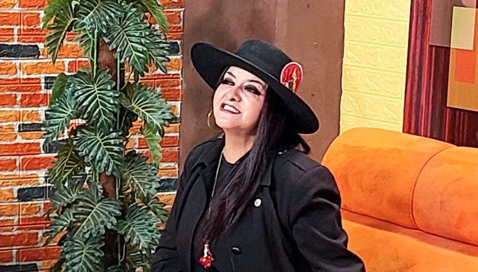La cantante boliviana Rossana Marín lucha por su vida tras resultar gravemente herida