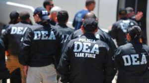 DEA ayudará a enfrentar las nuevas tácticas del crimen organizado, como el uso de criptoactivos para el lavado de dinero.