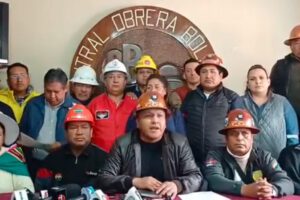 Dirigentes de la COB convocaron a conferencia de prensa