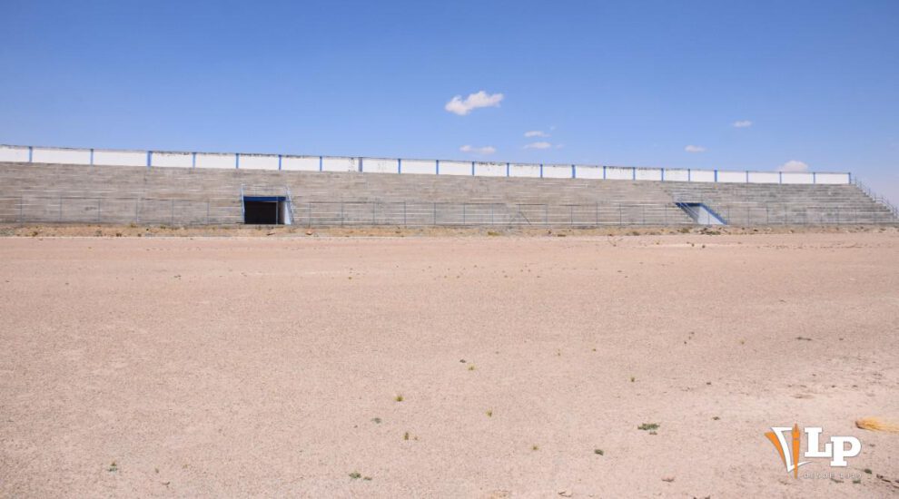 Estadio de la AFO, Colocado de Césped Sintético, Fútbol orureño