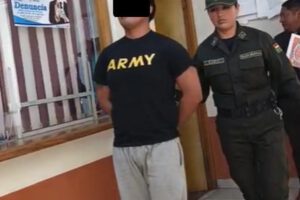 Violación peruano Oruro