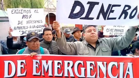 Los trabajadores rechazan que sus aportes sean manejados por la Gestora