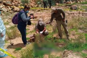 Personal de la Fuerza Especial de Lucha Contra el Crimen (FELCC) de Sacaba hallan los restos de Nelly