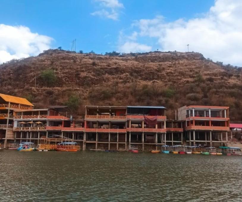 Cabañas a las orillas de San Jacinto son señaladas como focos de contaminación por el Gobierno Municipal de Cercado