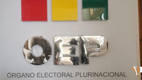 Capacitación notario y jurados para las Subnacionales en Oruro