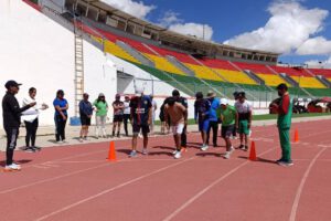 Atletismo Oruro, Solicitud de afiliación de clubes, Héctor Garibay, Asociación Municipal de Atletismo Oruro