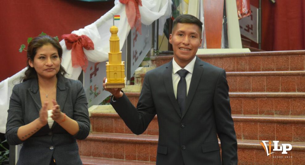 Deportistas orureños, Gobernación de Oruro, David Ninavia, Faros de Oro y Plata