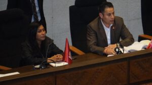 El vicepresidente Edmand Lara ha pedido disculpas a los parlamentarios