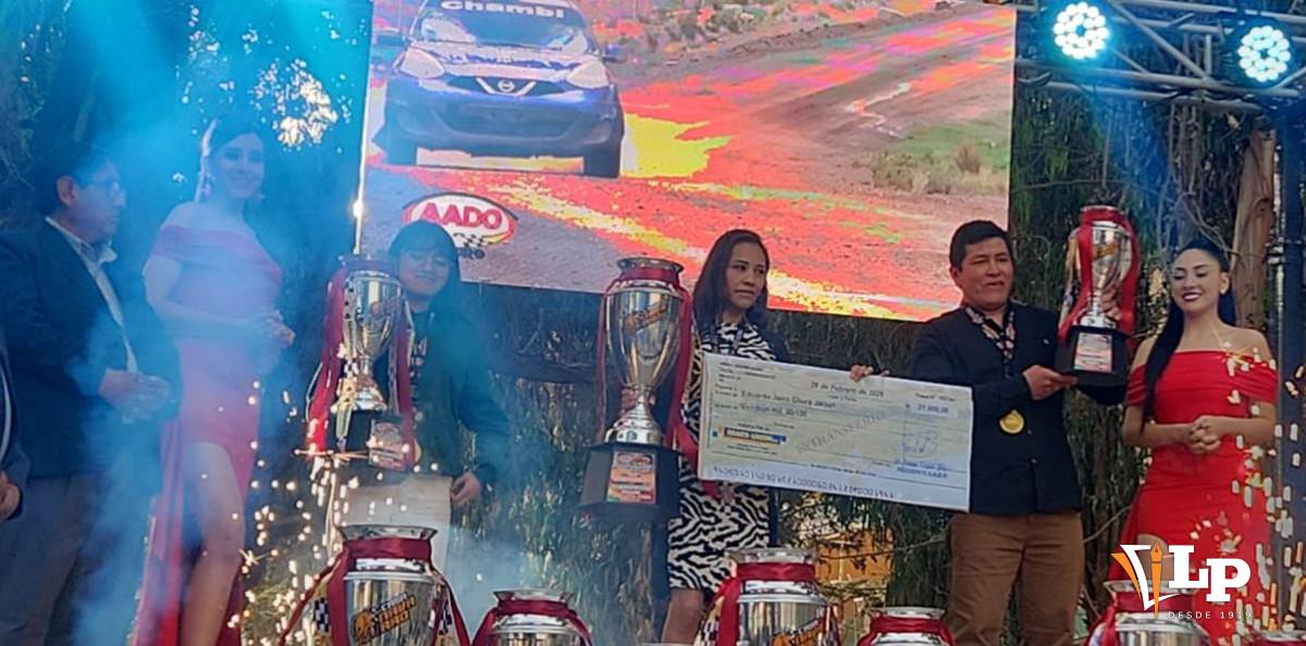 las damas también recibieron su premio