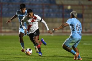 Semifinal del Torneo de Verano, Always Ready clasifica a la final, Aurora queda en el camino