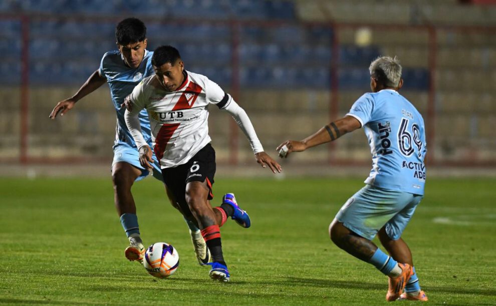 Semifinal del Torneo de Verano, Always Ready clasifica a la final, Aurora queda en el camino