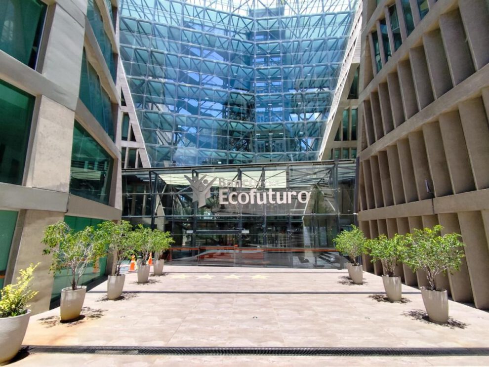 frontis del banco Ecofuturo