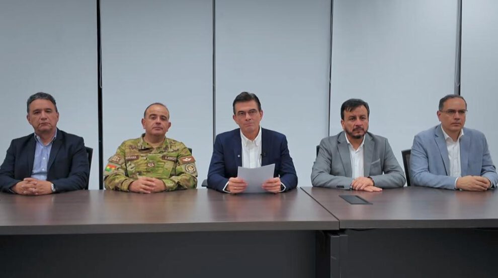 varias personas en un meson