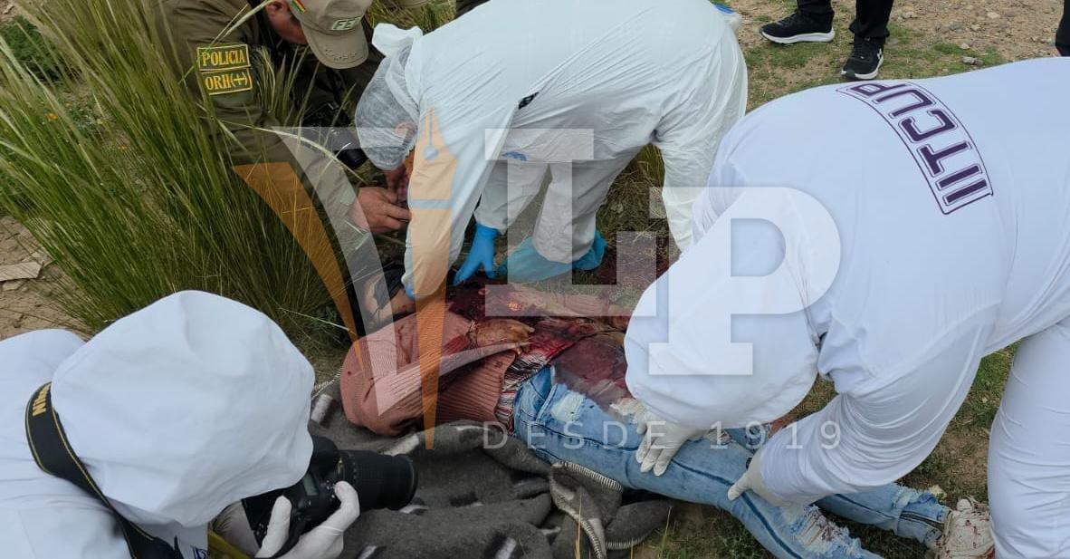 Feminicidio de adolescente en Caracollo