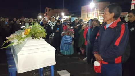 Feminicidio de adolescente en Caracollo