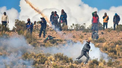 Enfrentamiento en Potosí deja 18 heridos a causa de dinamitas