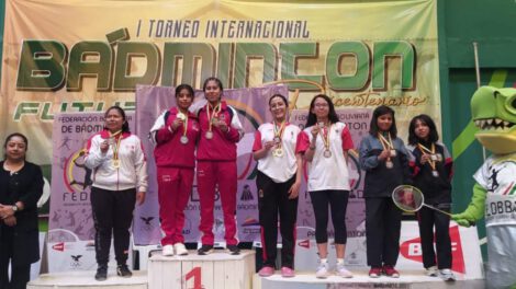 Torneo Nacional de Bádminton Bolivia, Club Terán, Verónica Condori, Adriana Salvatierra