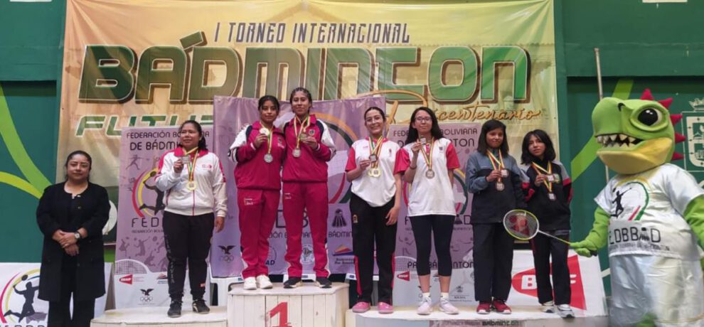 Torneo Nacional de Bádminton Bolivia, Club Terán, Verónica Condori, Adriana Salvatierra