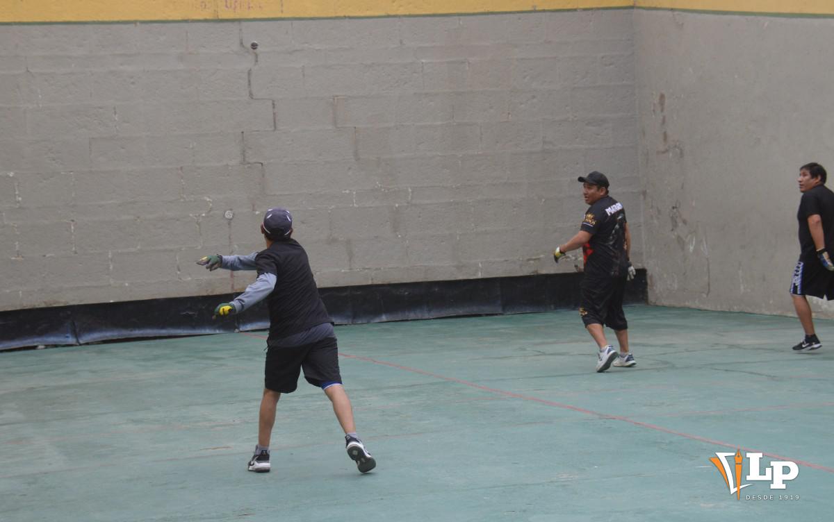 Pelota de Mano, Raqueta Frontón, Torneos Nacionales, Solo tres campeonatos