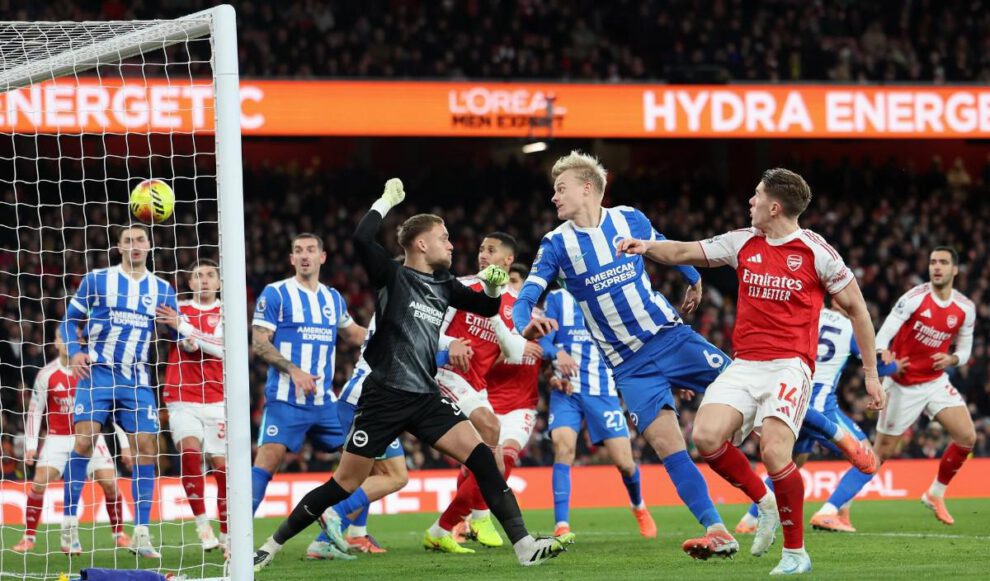 Partido entre el Arsenal y el Brihgton en la Premier League