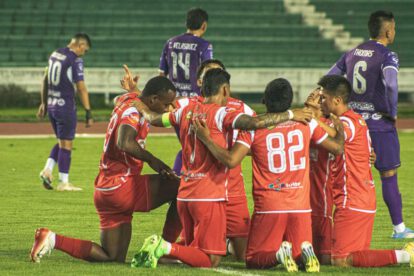 Torneo de Repechaje, Partido de Ida de los Playoffs, Independiente vs. Real Potosí