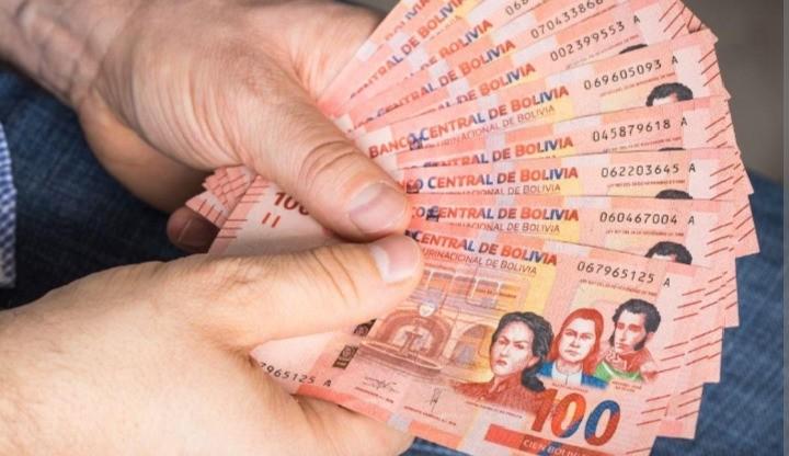 La masa de billetes que representa la planilla salarial