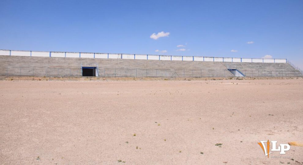 Césped sintético, Federación boliviana de Fútbol, Inicio de obras, Infraestructura deportiva, Asociación de Fútbol Oruro