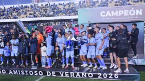 Torneo de Verano, Bolívar Campeón del Torneo de Verano, Partido final en La Paz