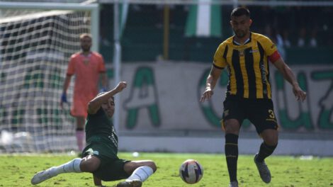 Torneo de Verano, Victoria de Visita de The Strongest, Marcelo Martins anotó de penal