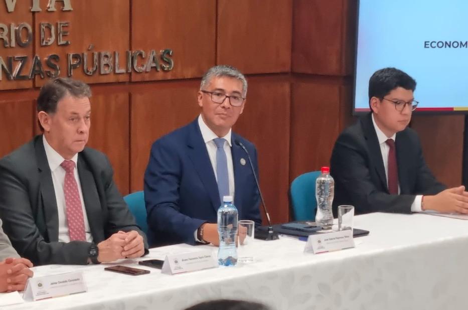 José Gabriel Espinoza confirma que la Asamblea Legislativa deberá decidir el futuro legal de los billetes del siniestro.