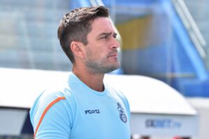 Entrenador de Guabirá, Joaquín Monasterio deja Guabirá, Cambio de entrenadores