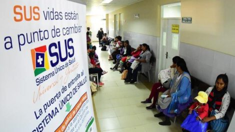 El nuevo modelo SIS busca optimizar la eficiencia del gasto para garantizar la cobertura gratuita en los centros hospitalarios del país.