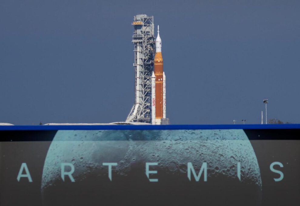La NASA anunció que intentará el lanzamiento de la misión Artemis II a la órbita lunar