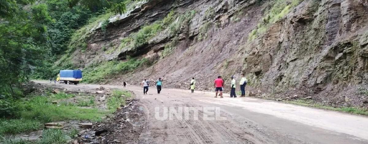 Los deslizamientos de mazamorra en el sector Tarumá han dejado la plataforma intransitable.