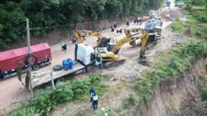 Las persistentes lluvias en Santa Cruz obligaron al cierre preventivo de la ruta a Abapó.