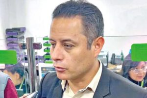 Edmand Lara se ofrece como alternativa de gobierno ante la actual crisis social y económica.