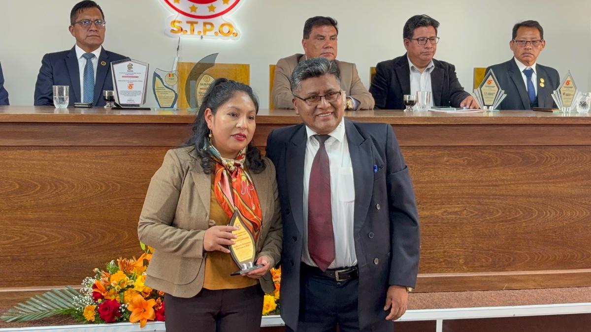 Entrega de reconocimiento