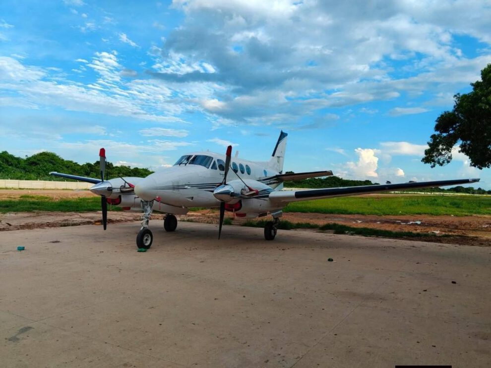 Efectivos de Umopar incautaron avionetas y placas de identificación en un aeródromo de Warnes