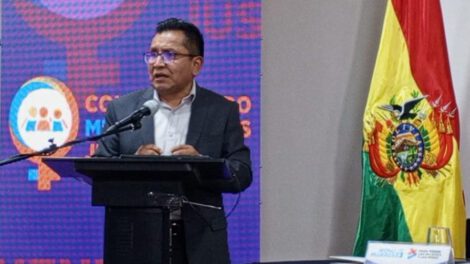 El defensor del Pueblo, Pedro Callisaya